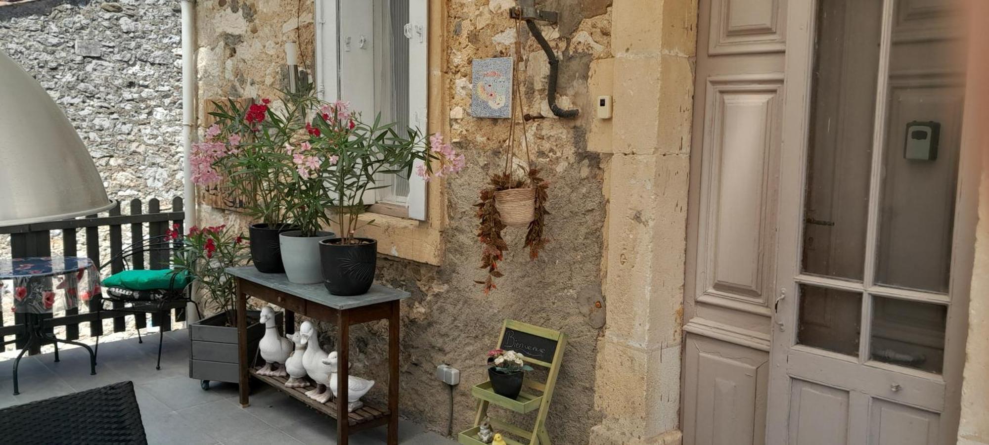 Sur La Bonnefooi Panzió Prades-sur-Vernazobre Kültér fotó